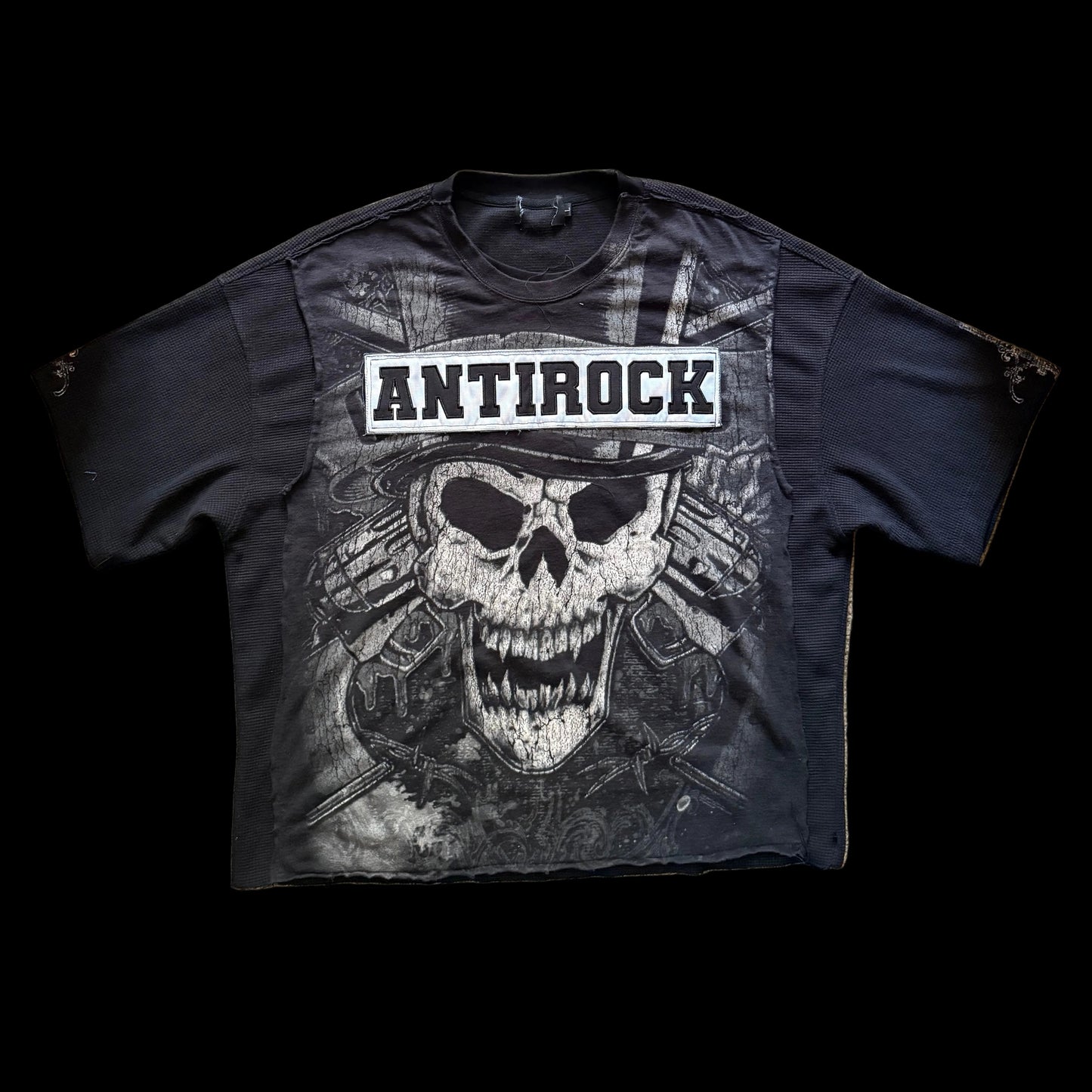 “ANTIROCK” Skull n Guns Tee